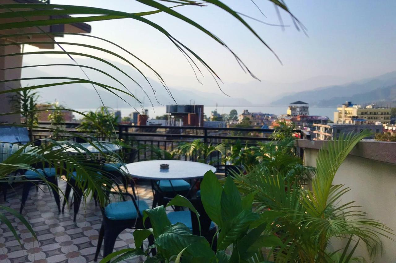 Hotel Karuna Pokhara Bagian luar foto