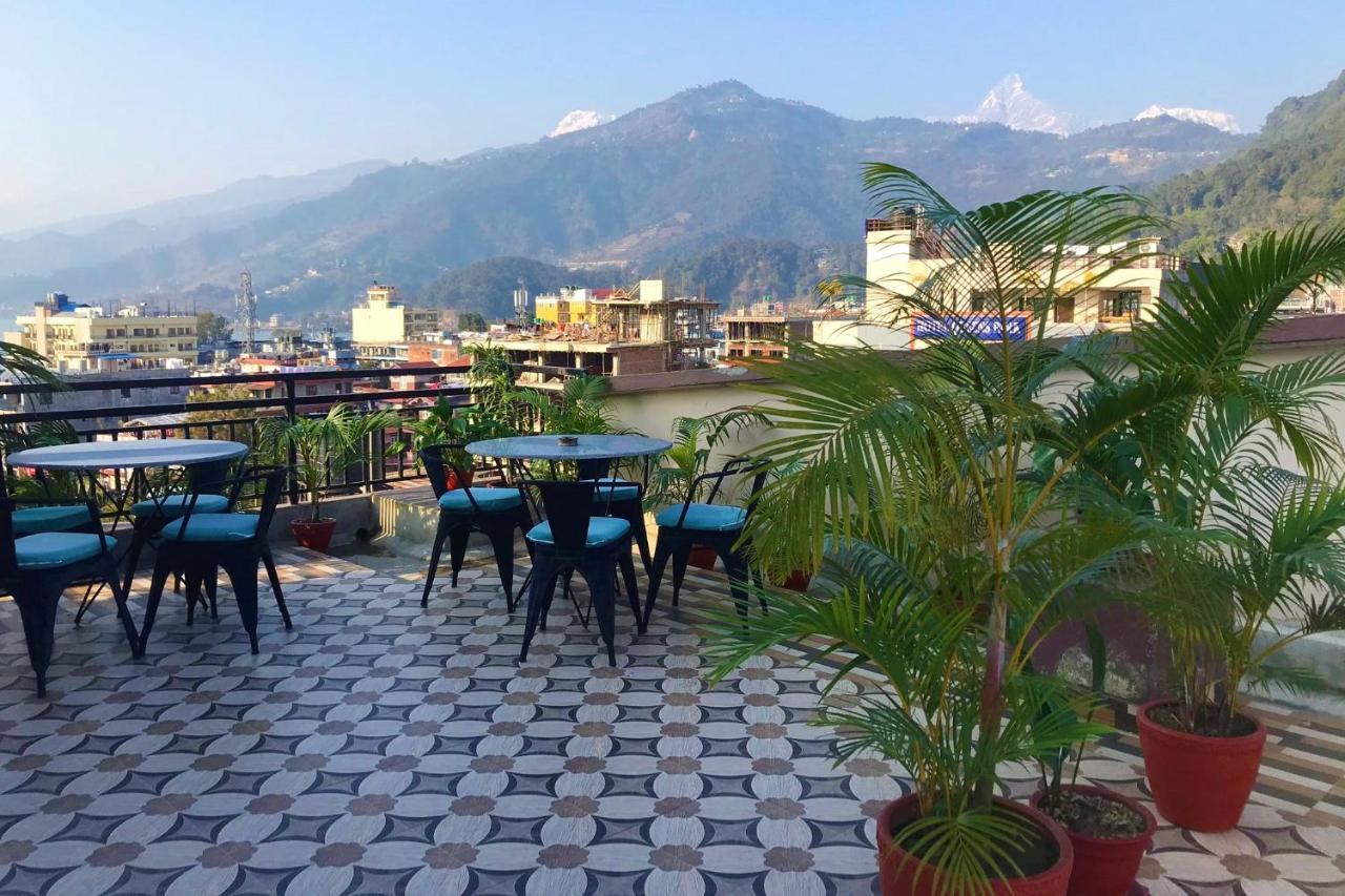 Hotel Karuna Pokhara Bagian luar foto