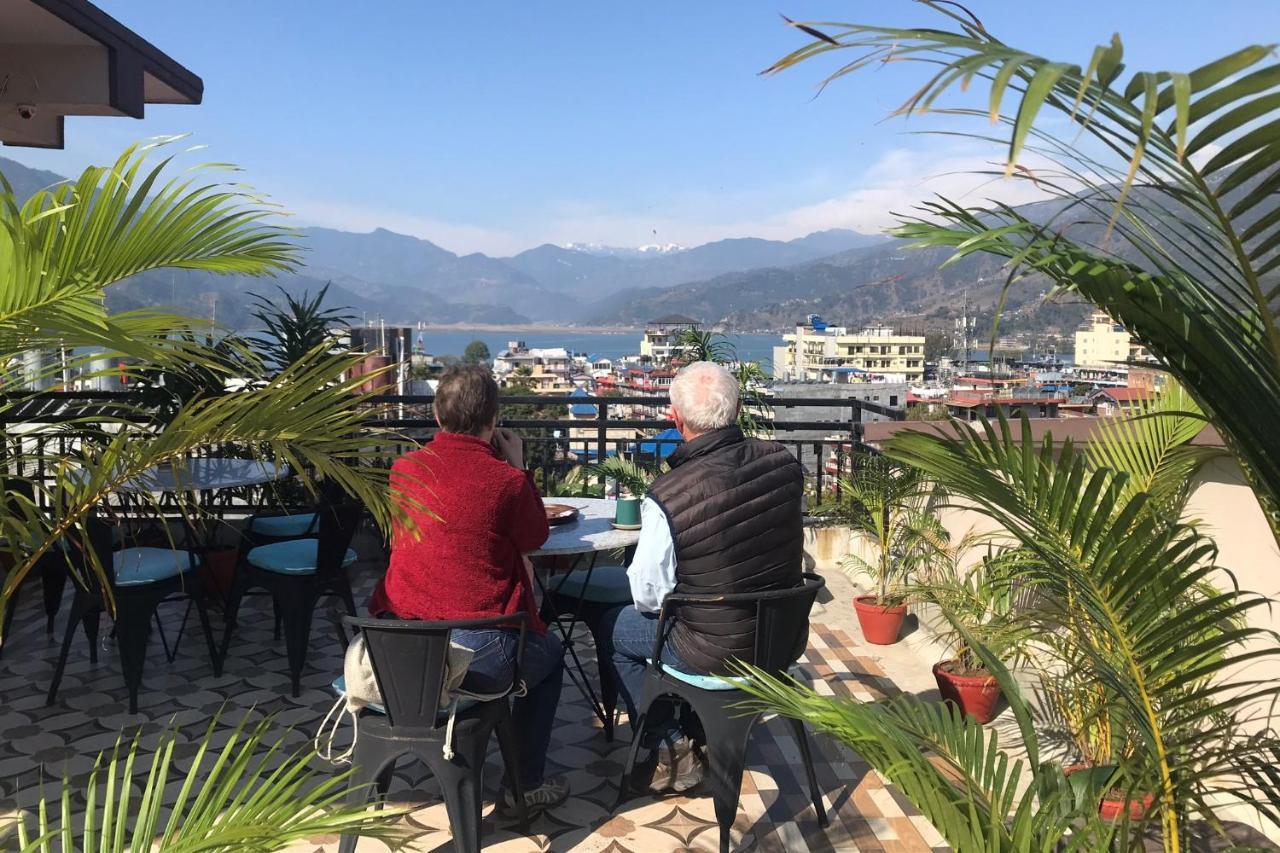 Hotel Karuna Pokhara Bagian luar foto