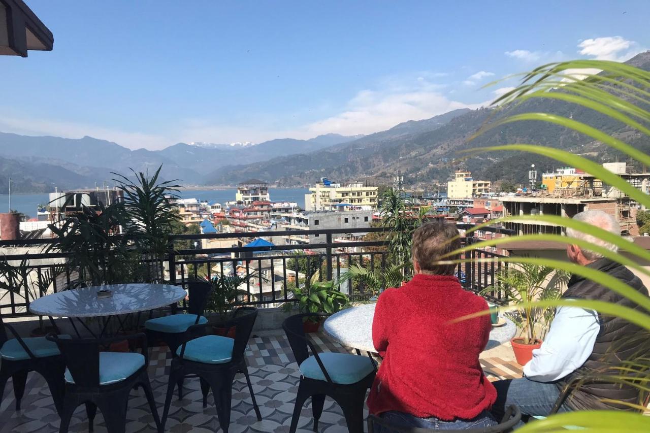Hotel Karuna Pokhara Bagian luar foto